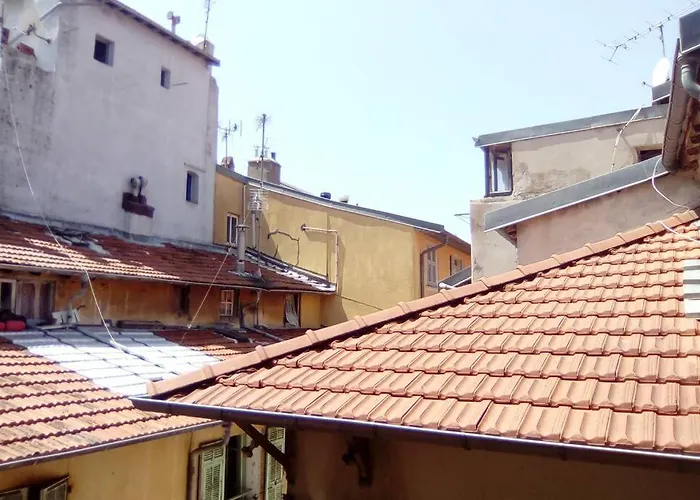 3 P Vieux Nice dernier étage